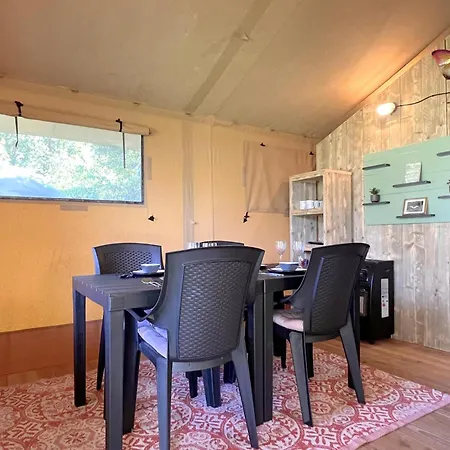 De Vlinder Holiday home