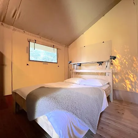 De Vlinder Campismo de Luxo